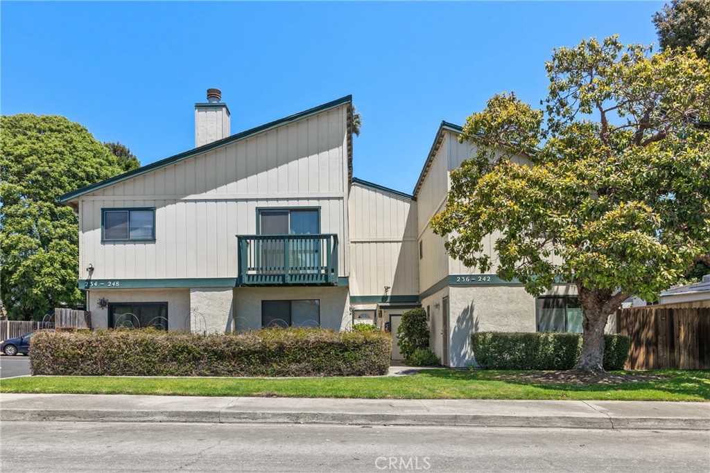 Why settle for ordinary when you can live within easy walking distance of the beach. This charming and stylishly updated two-bedroom, one-bathroom condo offers coastal living with the convenience of a low-maintenance, turnkey home. With a private one-car garage, on-site laundry, and a prime location in the heart of Grover Beach, you’ll have sand, surf, dining, and shopping right at your fingertips. Featuring a bright, inviting interior and thoughtful updates, it’s ideal whether you’re heading out to explore or simply enjoying the ease of a lock-and-go lifestyle.