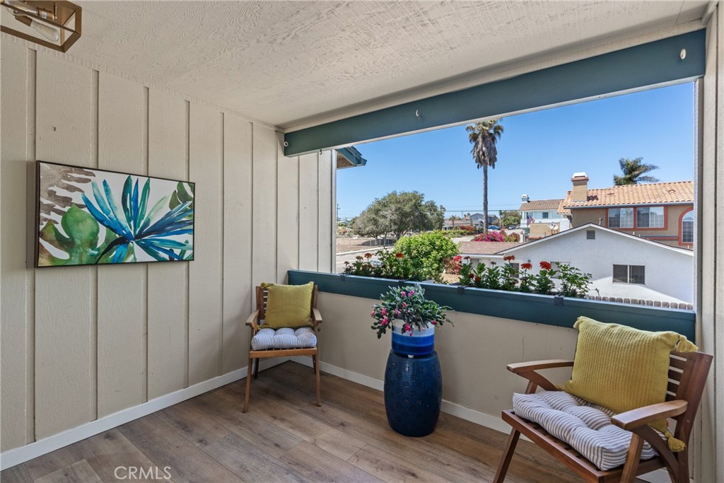 242 N 10th Street 242