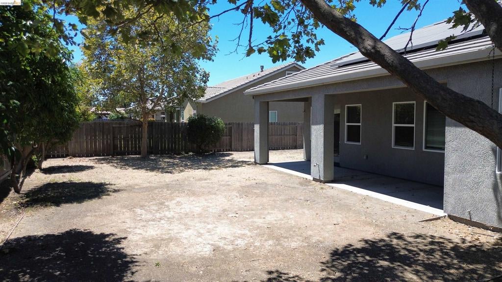 1110 Clearwater Creek Blvd