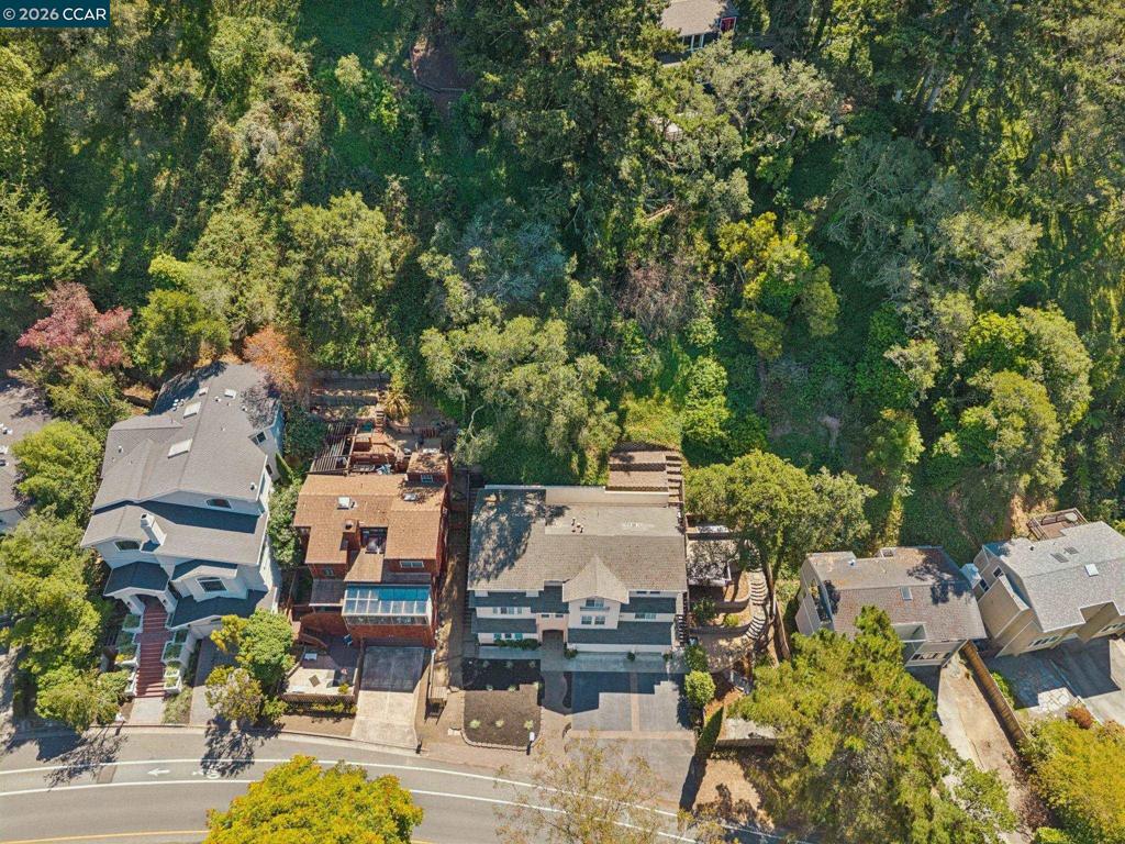 5535 Moraga Ave