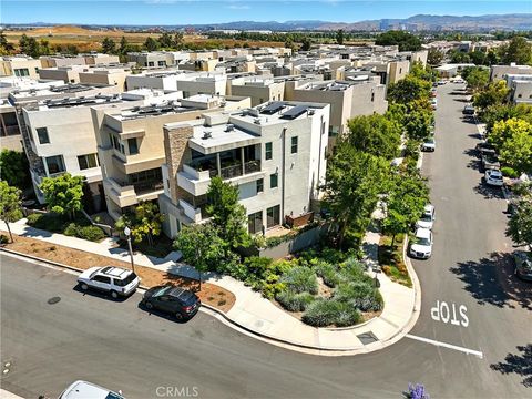 Photo of 186 Stellar, Irvine, CA 92618 (MLS # OC25219085) Photo of 186 Stellar, Irvine, CA 92618 (MLS # OC25219085)