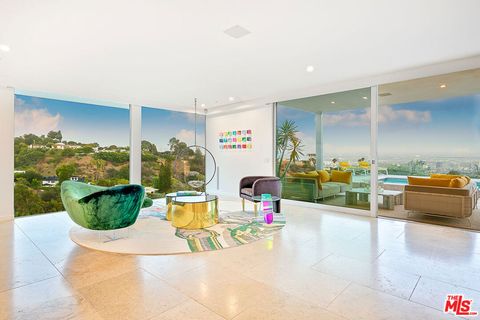 1476 Carla Beverly Hills CA 90210