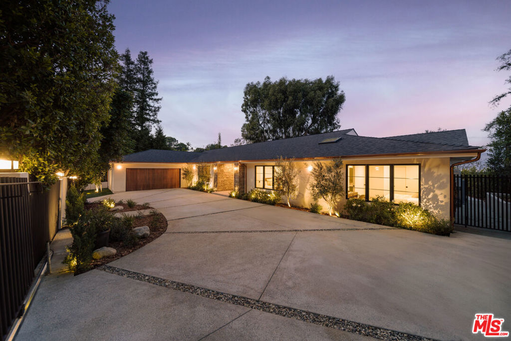 3620 Wrightwood Drive