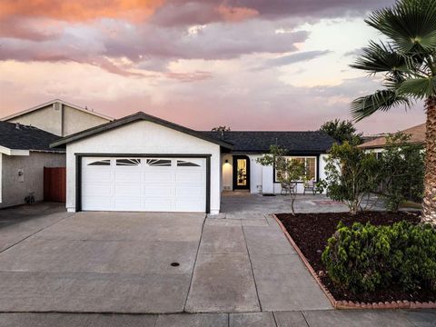 Photo of 11279 Pegasus Ave Ave, San Diego, CA 92126 (MLS # 250040436SD)