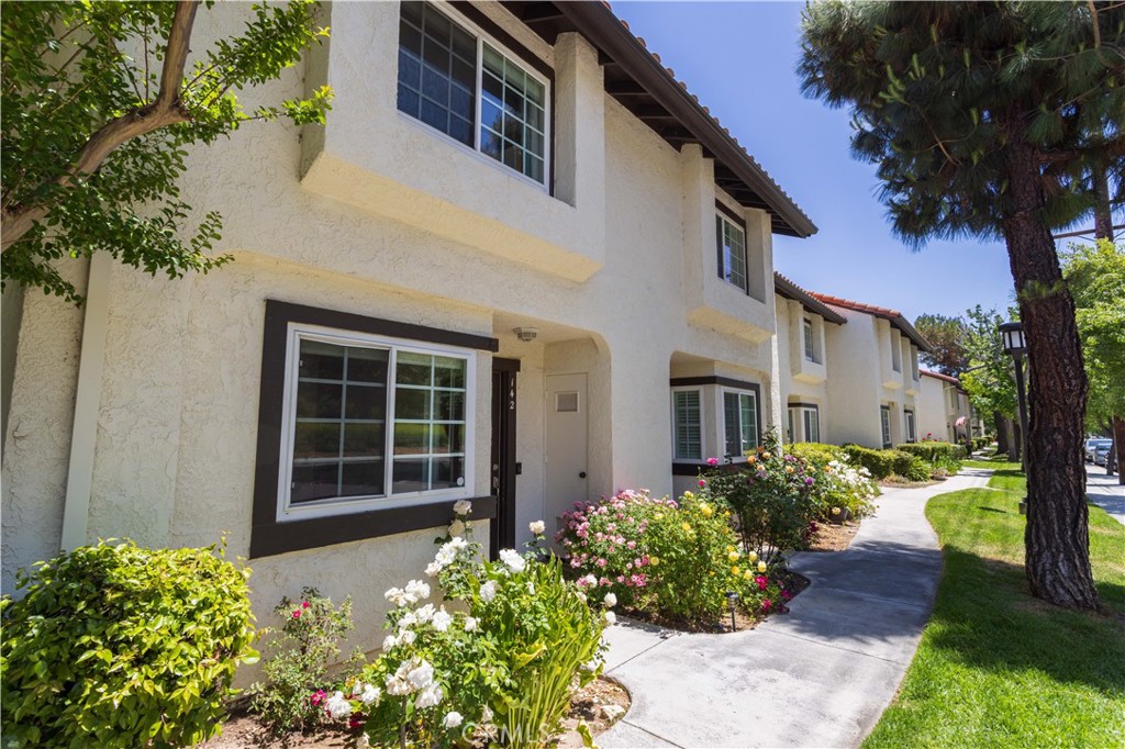 ****SELLERS ARE LISTENING AND OPEN TO ANY AND ALL OFFERS *** Exceptional Value in Las Virgenes Park Townhomes ----A Rare Opportunity in One of Calabasas’ Most Desirable Communities . . Don’t miss this chance to own a beautifully updated townhome in the highly sought-after Las Virgenes Park Townhomes, ideally located in scenic Calabasas. Nestled among rolling hills and just minutes from Malibu’s iconic beaches, this residence offers the perfect blend of natural beauty and modern convenience.Spanning 2 Bedrooms and 2.5 bathrooms in a 1265 sq ft.Sunlight pours through oversized windows, highlighting elegant wood floors and an open, versatile floor plan.The chef’s kitchen boasts stainless steel appliances and serene views of the Calabasas hills. It seamlessly connects to a mirrored dining area—perfect for entertaining. The inviting living room features a cozy gas fireplace, custom plantation shutters, and opens onto a tranquil balcony framed by lush greenery and fruit trees—ideal for enjoying indoor-outdoor living.Upstairs, the primary suite impresses with vaulted ceilings, a private balcony overlooking manicured walkways, a large walk-in closet plus a mirrored wardrobe, and an en-suite bath complete with dual vanities, soaking tub, and shower. The second master suite includes its own private bathroom and captures stunning sunset views of the Calabasas hills. Additional Highlights:Dual-pane windows and custom plantation shutters...Recessed and LED lighting ...In-unit laundry with newer washer and dryer included...Detached two-car garage with ample storage....Plenty of guest parking ,....Recent upgrades: NEW 3-ton HVAC system, newer water heater, NEW toilets, blinds, pocket doors and remodeled guest bath. Enjoy resort-style community amenities, including two sparkling pools, soothing spas, a recreation room, and beautifully maintained greenbelts. The HOA fee covers water, insurance, roof maintenance, landscaping, and shared amenities...Conveniently located with easy access to Las Virgenes Road and the 101 Freeway, you're just minutes from award-winning schools, The Commons at Calabasas, Warner Center, luxury shopping, scenic hiking and biking trails, Westlake Village, and the canyon drive to Malibu and Pepperdine University.Situated in the award-winning Las Virgenes Unified School District, this townhome offers a peaceful lifestyle with no neighbors above or below. Experience the best of Calabasas living.