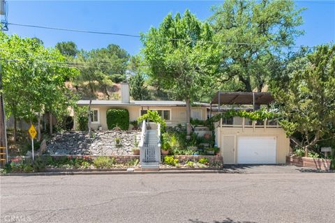 649 Olive St Paso Robles CA 93446