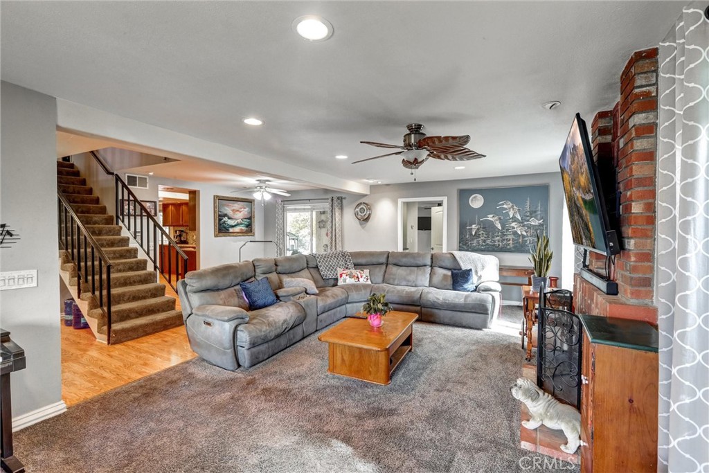 5620 Cliff Valley Circle