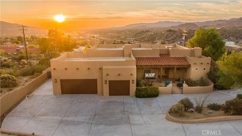 Photo of 7559 Rockaway Ave, Yucca Valley, CA 92284 (MLS # JT26023261)