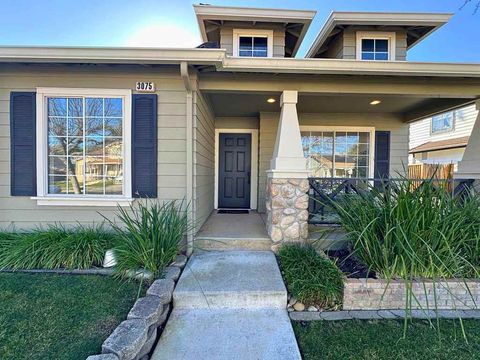 Photo of 3075 Shiles Loop Loop, Brentwood, CA 94513 (MLS # 41123123)