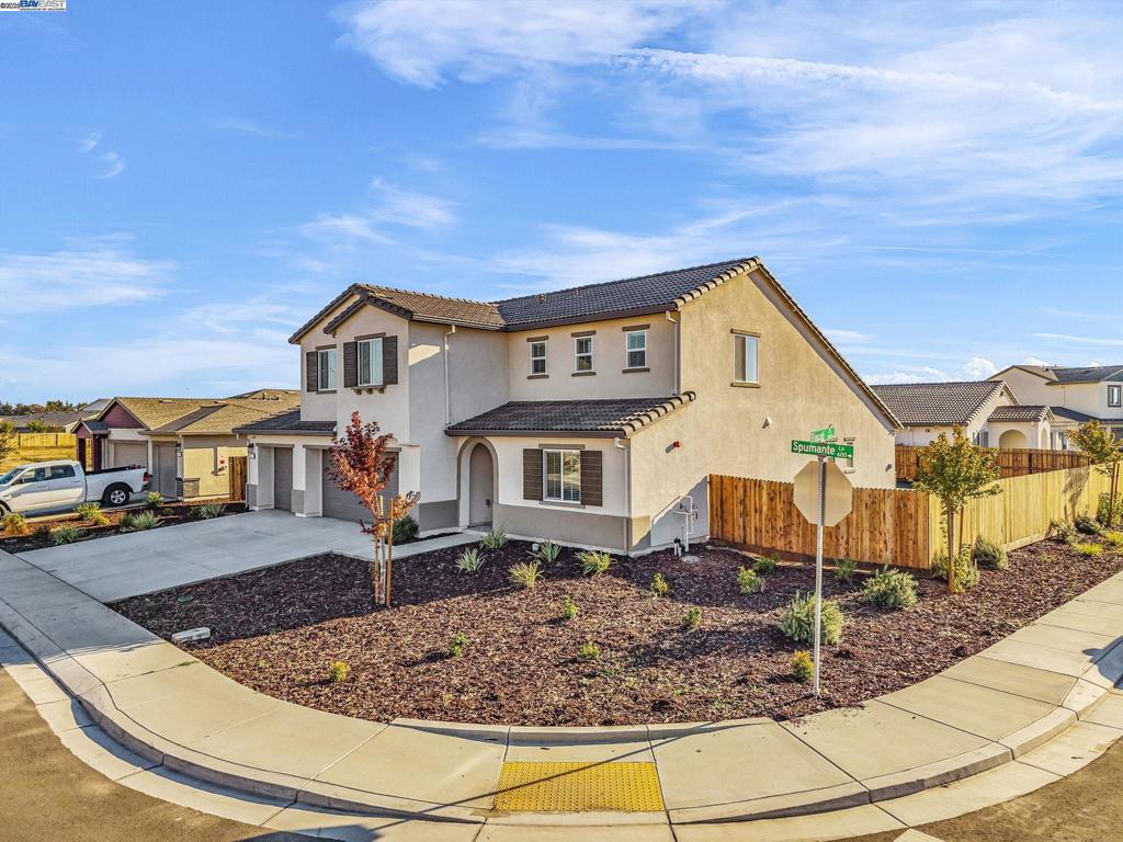 MANTECA - Residential