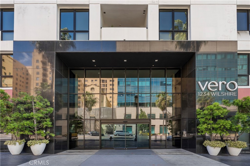 1234 Wilshire Boulevard 218