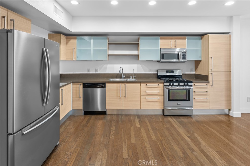 1234 Wilshire Boulevard 218