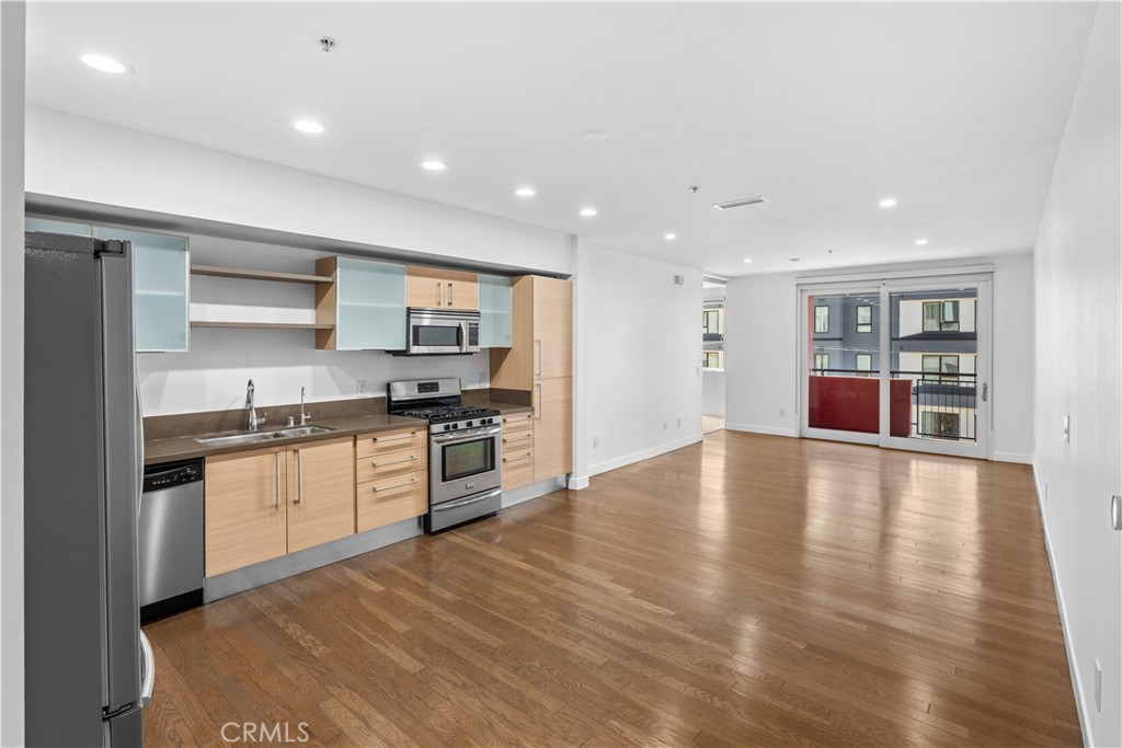 1234 Wilshire Boulevard 218