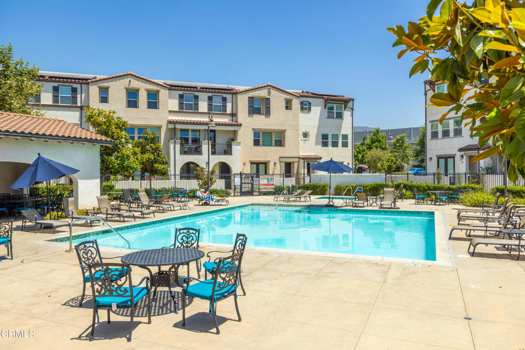 623 W Foothill Boulevard 43