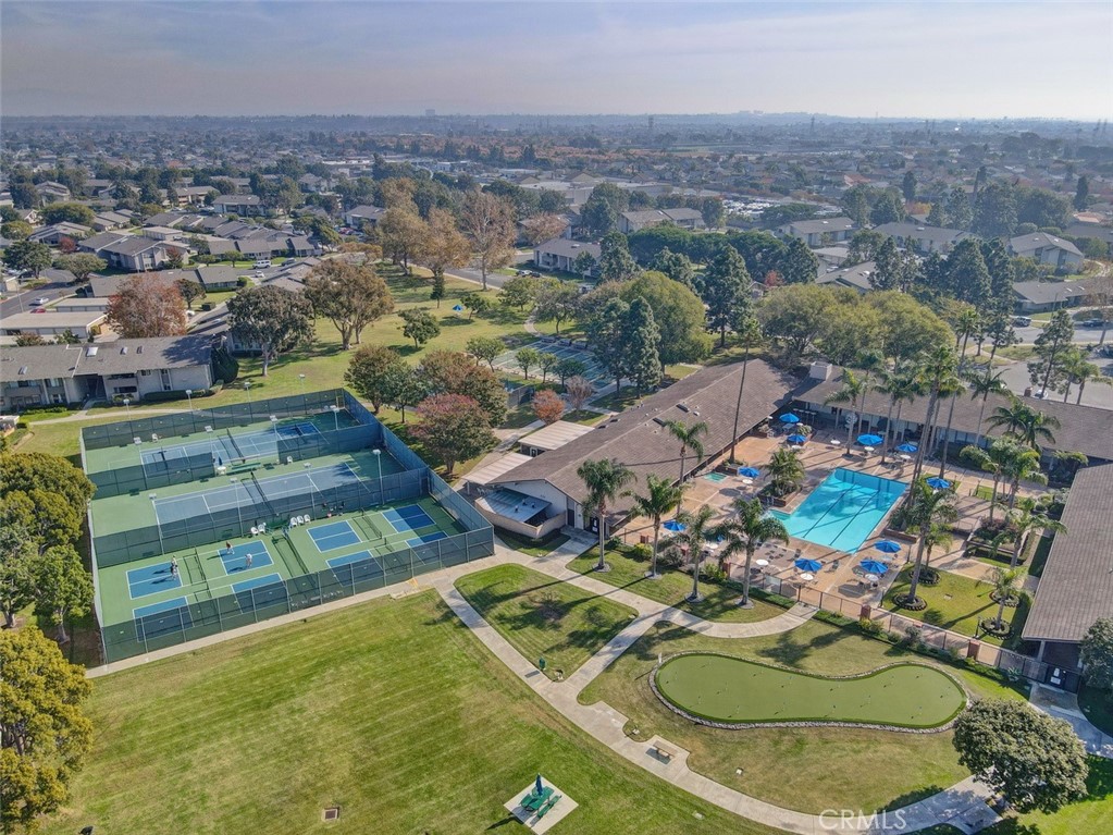 Huntington Landmark Townhomes (HLAN) - Residential
