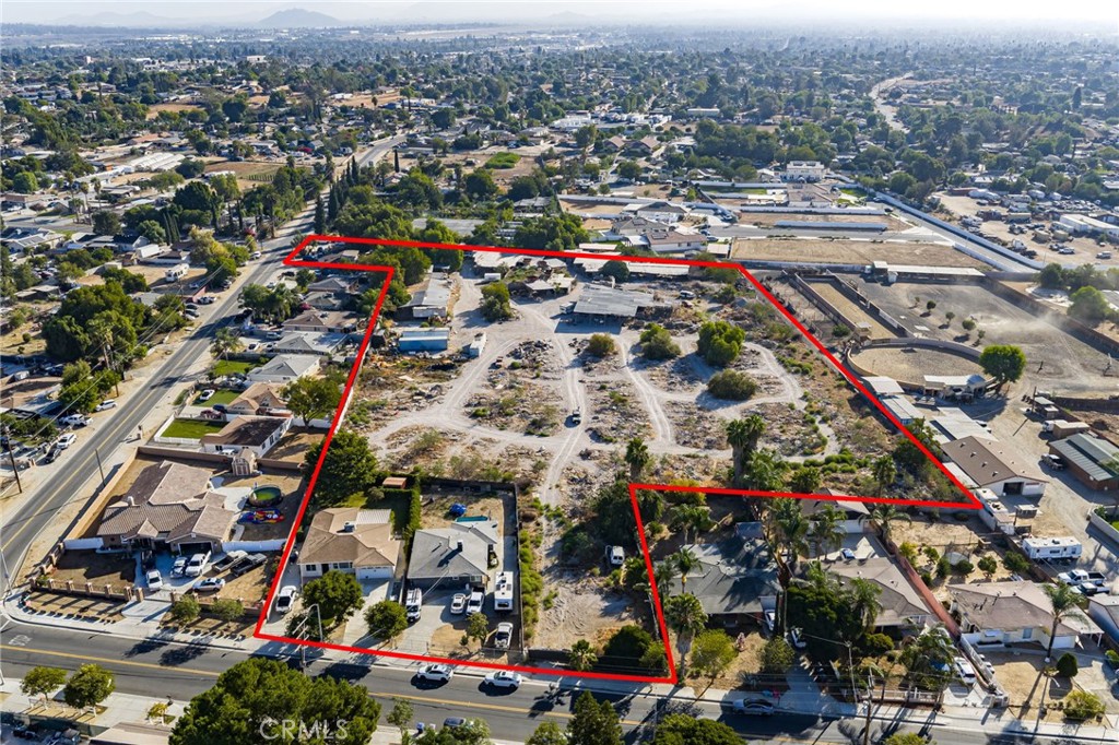 10702 Cypress