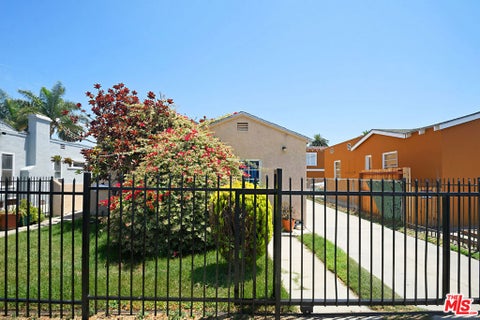 Tiny photo for 2664 S Redondo Boulevard, Los Angeles, CA 90016 (MLS # 26973861)