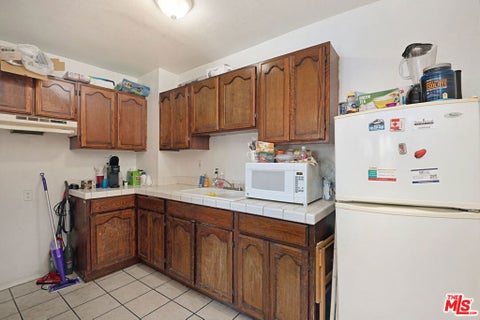 Tiny photo for 2664 S Redondo Boulevard, Los Angeles, CA 90016 (MLS # 26973861)