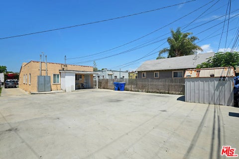 Tiny photo for 2664 S Redondo Boulevard, Los Angeles, CA 90016 (MLS # 26973861)