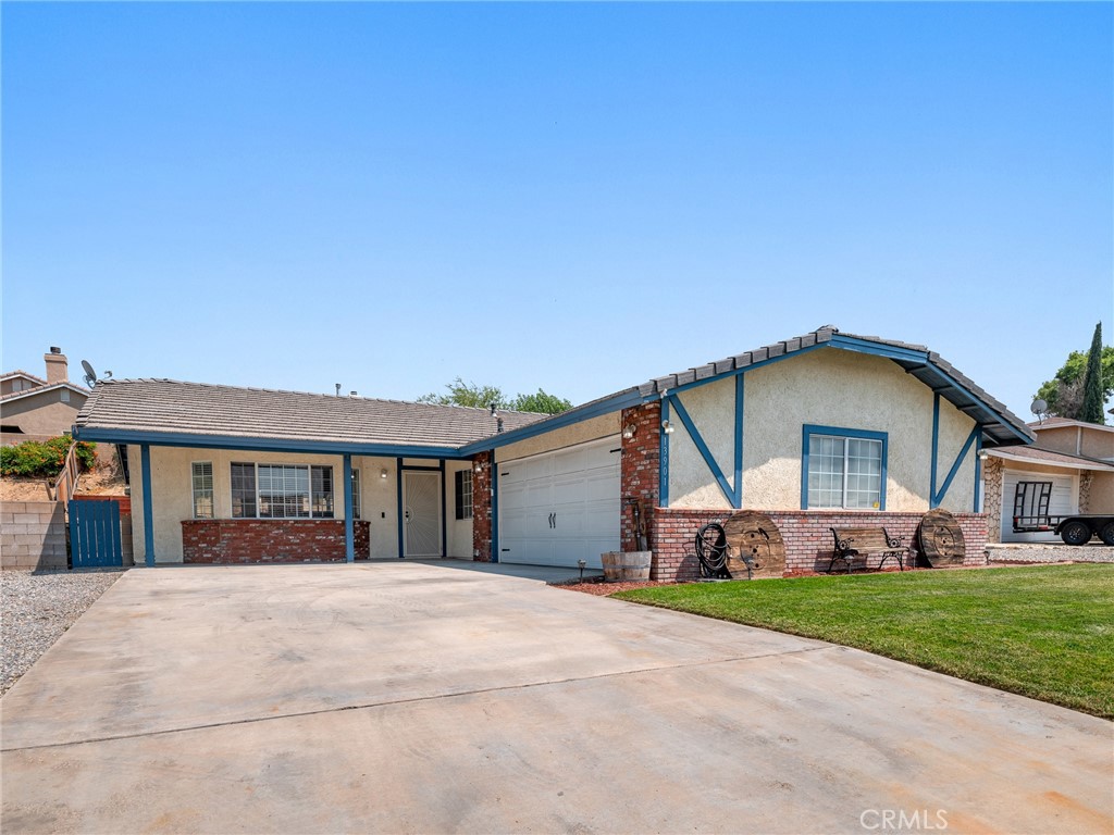 13901 Hidden Valley Road
