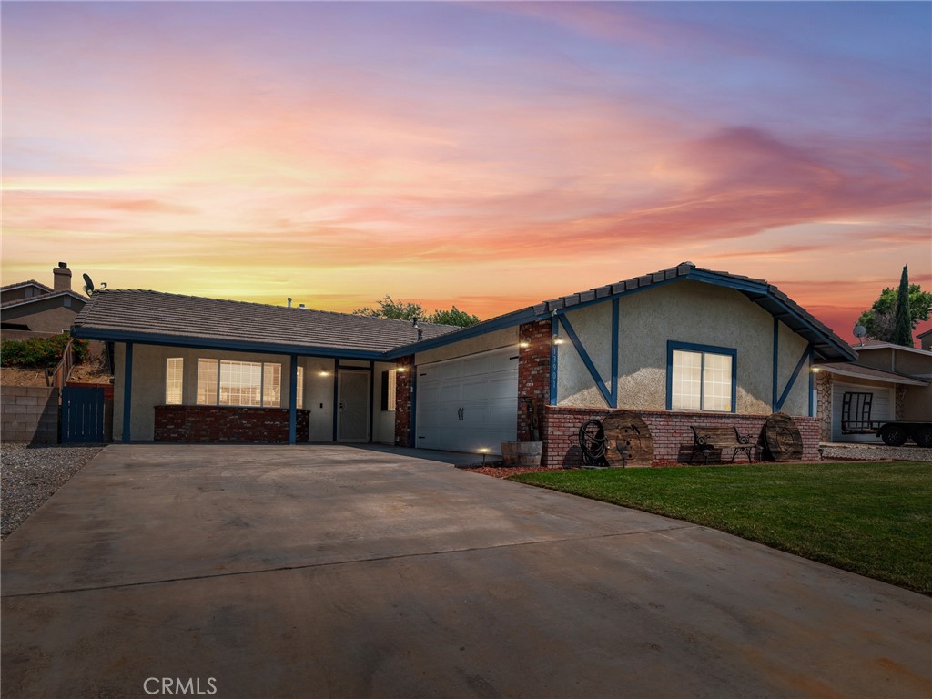 13901 Hidden Valley Road
