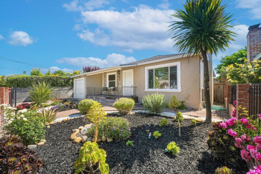 1162 Oliver Street, Redwood City CA 94061