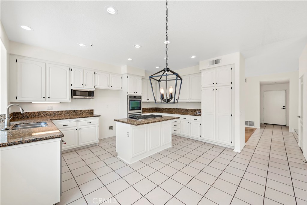 Breakers (BRK) - Residential Lease