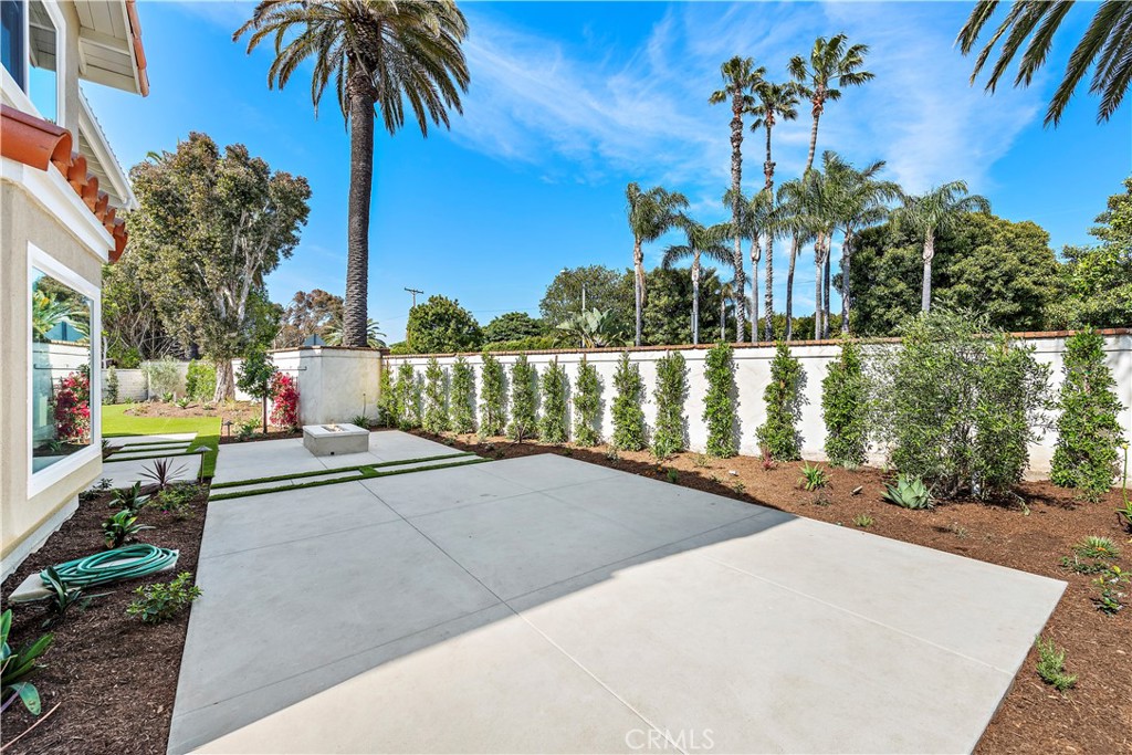 Breakers (BRK) - Residential Lease