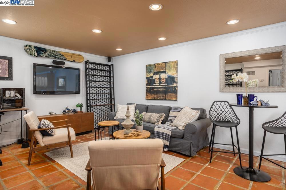 CASTRO VALLEY - Residential