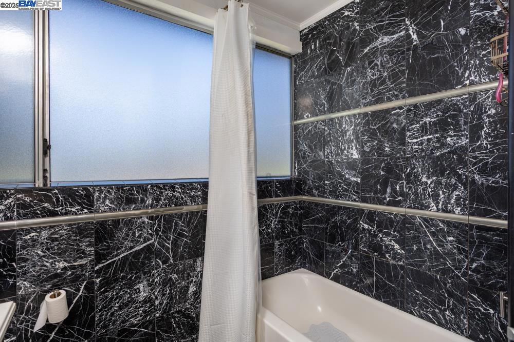 CASTRO VALLEY - Residential