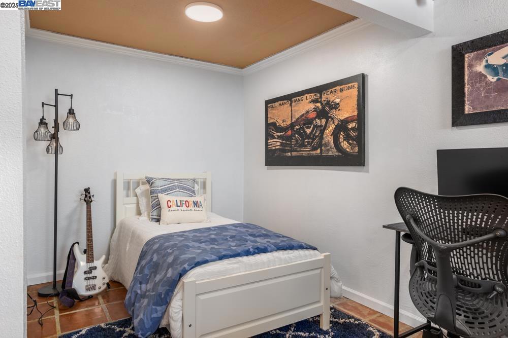 CASTRO VALLEY - Residential