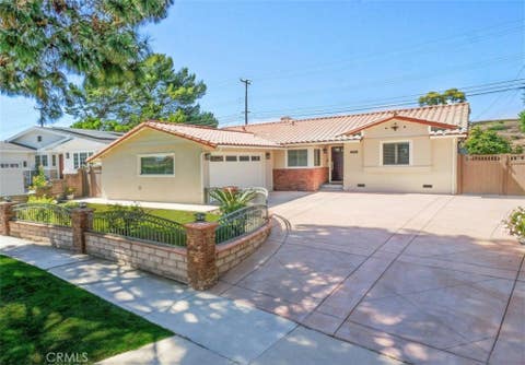 Photo of 27609 Longhill DR, Rancho Palos Verdes, CA 90275 (MLS # PV26157975)