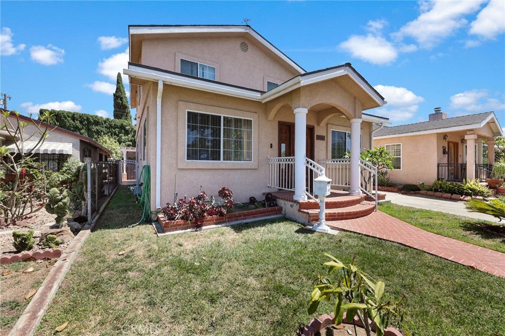 3148 Magnolia Ave, Long Beach CA 90806