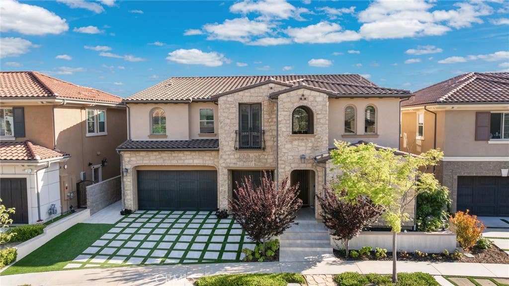 Photo of 1132 Summit Oak DR, Lake Forest, CA 92679 (MLS # OC26181649)