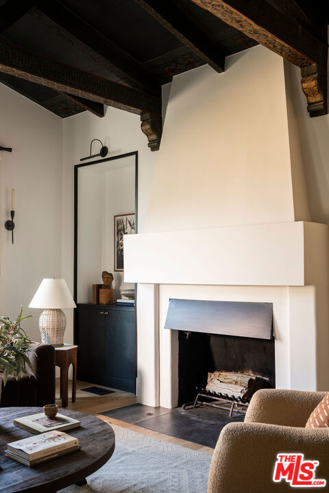 5308 Hillcrest Drive