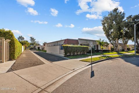 Photo of 2930 Isle Way #B, Oxnard, CA 93035 (MLS # 225005288) Photo of 2930 Isle Way #B, Oxnard, CA 93035 (MLS # 225005288)