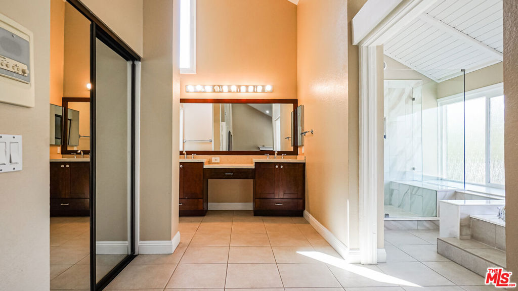 22 Hunter, Irvine CA 92620 - Photo 24