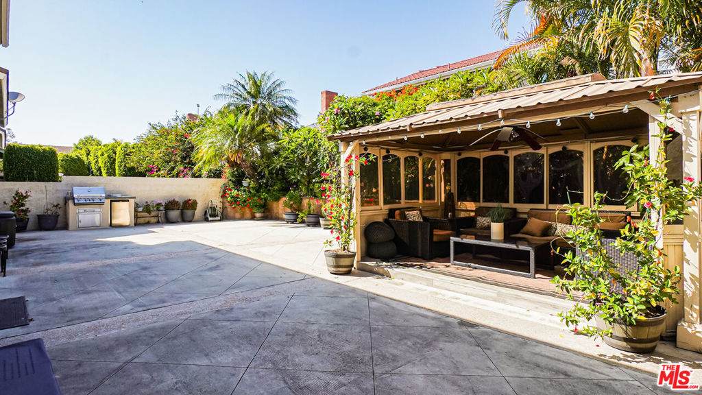 22 Hunter, Irvine CA 92620 - Photo 40
