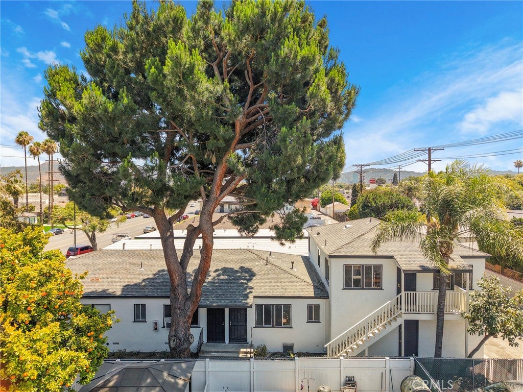 1515 N Hollywood