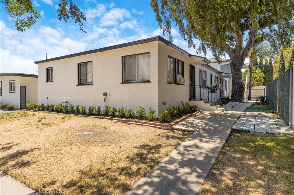 1515 N Hollywood