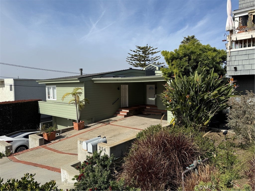 Undisclosed Address #OC26129323