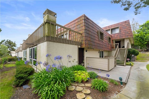 Photo of 1 Cresta Verde Drive, Rolling Hills Estates, CA 90274 (MLS # SB26198192)