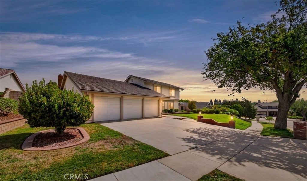 2244 Avenida Soledad