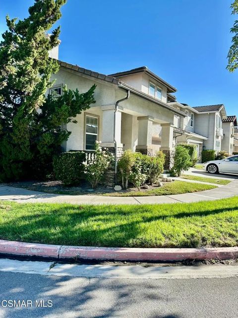 Photo of 1129 Azalea Way, Simi Valley, CA 93065 (MLS # 225005249)