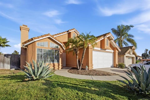 Photo of 39766 Del Val Dr DR, Murrieta, CA 92562 (MLS # 260021926SD)