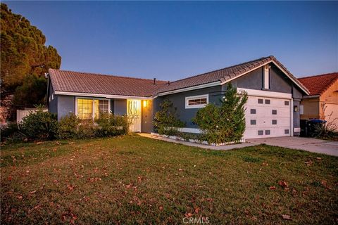 Photo of 45728 Balmoral Court, Lancaster, CA 93534 (MLS # SR26007772)