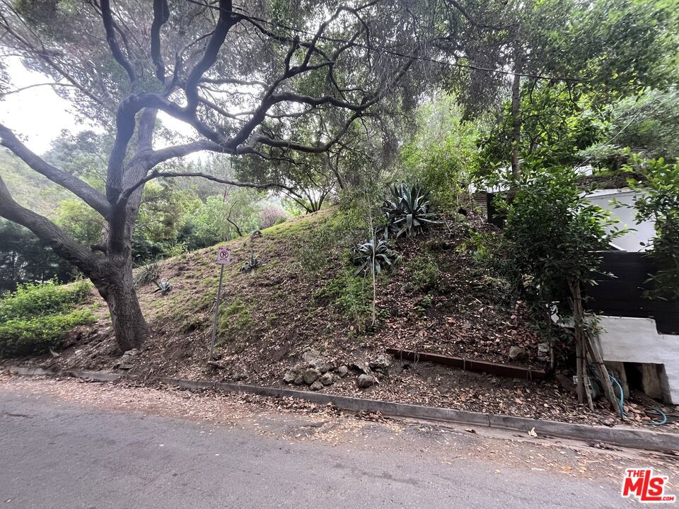 10074 Westwanda Drive
