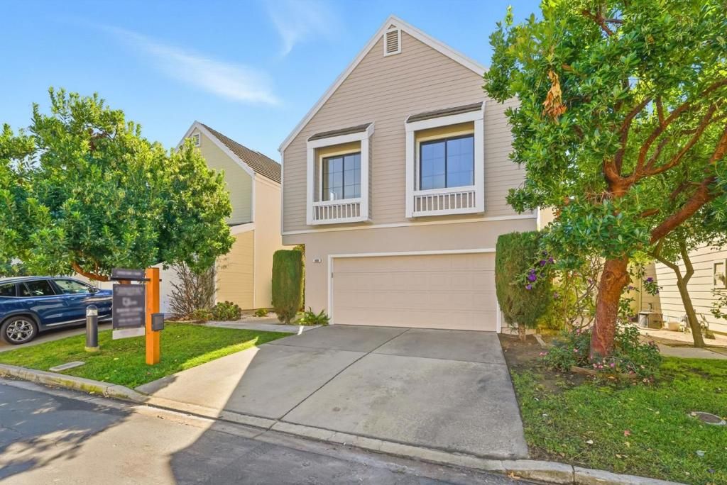 Photo of 468 Glenmoor Circle, Milpitas, CA 95035 (MLS # ML82024923)