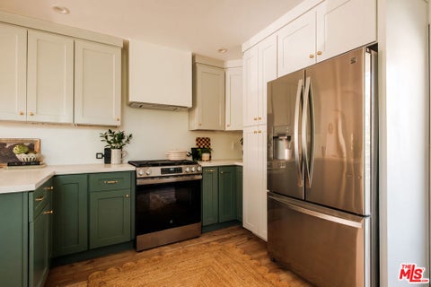 Tiny photo for 643 N Vendome Street, Los Angeles, CA 90026 (MLS # 26843075)