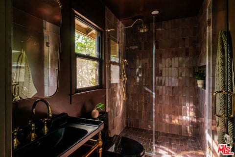 Tiny photo for 643 N Vendome Street, Los Angeles, CA 90026 (MLS # 26843075)